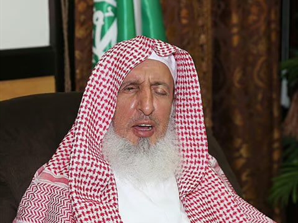المفتي دريان نعى المفتي العام للمملكة العربية السعودية: عالم فذّ ومسيرة تميَّزت بالتسامح والإعتدال