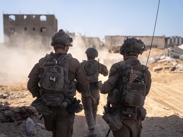 تململ داخل الجيش الإسرائيلي... وضابط يبحث عن جنود عبر واتساب