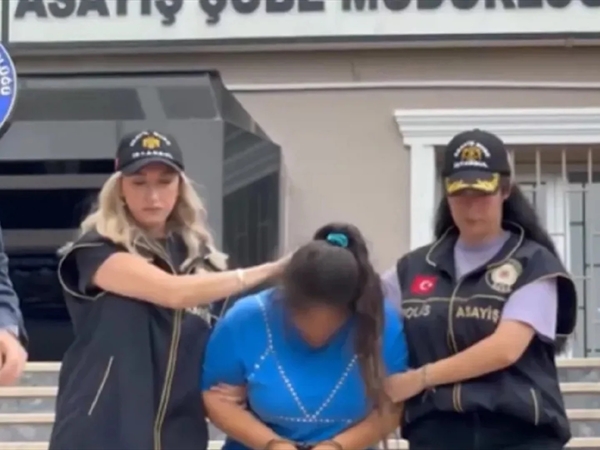 بالفيديو - أم تقتل رضيعها وتتركه في القمامة ثم "تذهب للتسوق"