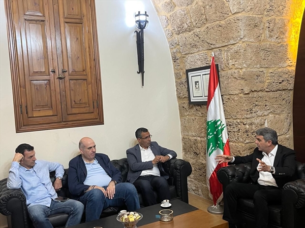 الحواط تابع مع وزير الزراعة مشكلات المزارعين وقطاع الصيد البحري في جبيل