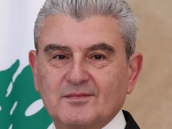 هو وهي 27-9-2025