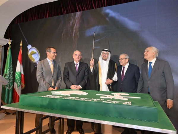 عون يطالب المجتمع الدولي بالضغط على إسرائيل للانسحاب ووقف الإعتداءات الإسرائيلية