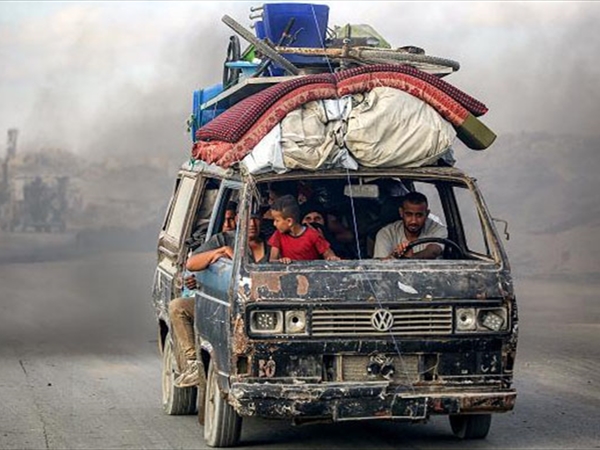 جيش الاحتلال يخضع للضغوطات ونتنياهو يصف أهالي الأسرى بالفاشية