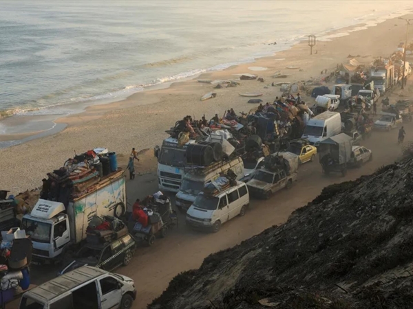 "حماس" تتسلّم خطة ترامب لإنهاء "حرب غزة".. وتعد بدراستها