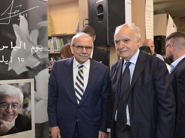 سلام رعى الذكرى الأولى لرحيل الروائي الياس خوري وسلَّم عائلته وسام الأرز الوطني باسم رئيس الجمهورية