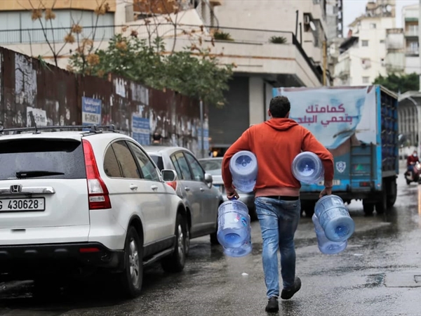 لبنان يواجه العطش: انقطاع المياه بين فوضى الأسعار وجشع الصهاريج