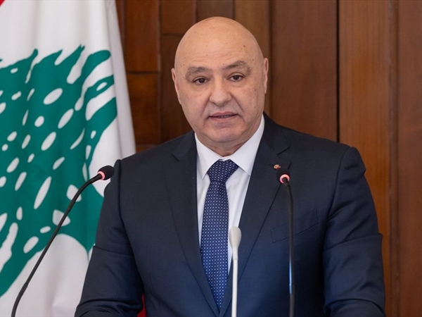 هو وهي 29-10-2025