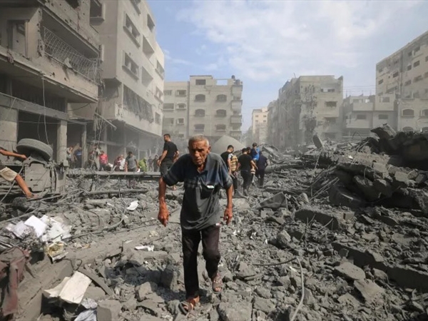 ترامب يتحدث عن أكثر من غزة.. و«حماس» لن تنفرد بالقرار