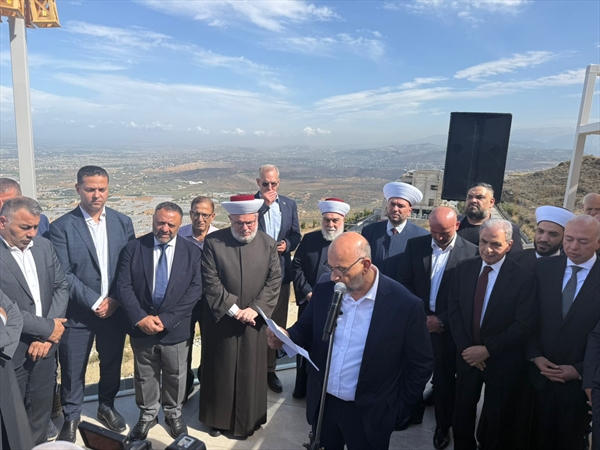 السفير الأوسترالي يدشِّن البيت الأوسترالي الثقافي ومسجداً في الميرادور المنية