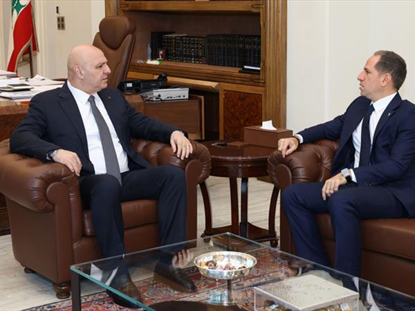 عون تبلّغ في رسالة من ماكرون: مؤتمران لدعم لبنان والجيش