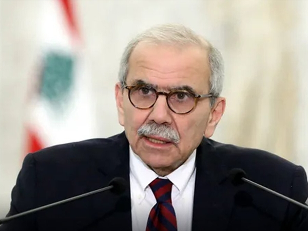 هو وهي 8-10-2025