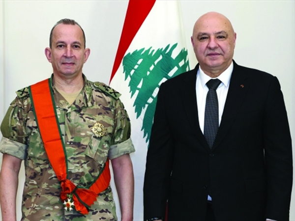 وسام في غير أوانه