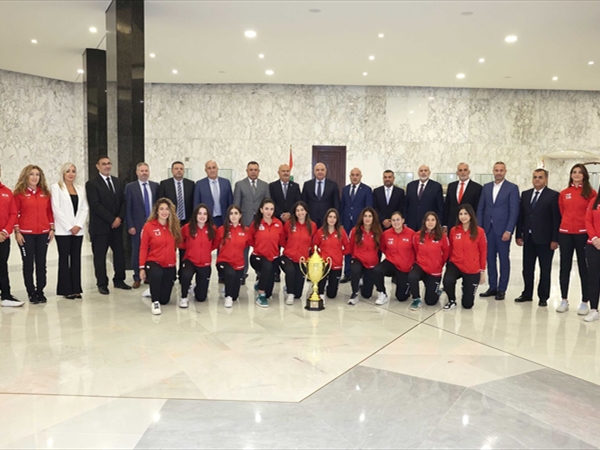 الرئيس عون هنأ اتحاد الطائرة على احراز منتخب السيدات بطولة [...]