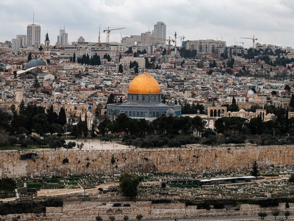 فلسطين المحتلة: أرض الديانات الأولى وذاكرة الإنسانية