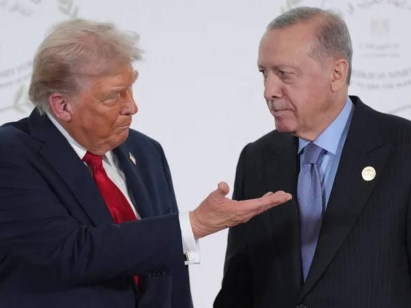 "أزمة الخمس دقائق الأخيرة"... هكذا منع أردوغان مشاركة نتنياهو بقمة شرم الشيخ