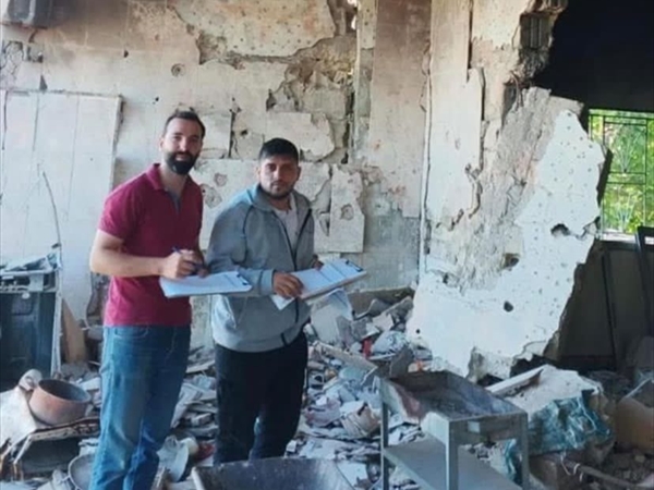 من هما المستهدفين بالغارة على أوتوستراد الخردلي؟