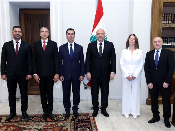 عون زوّد سفراء بتوجيهاته لتعزيز العلاقات الدولية وتسلّم كتاب دعم من الكاثوليكوس آرام الأول