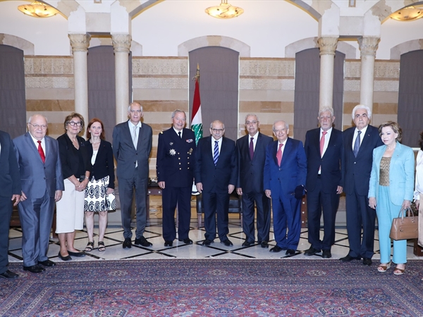 «جوقة الشرف الفرنسية» عند سلام والراعي وهيكل