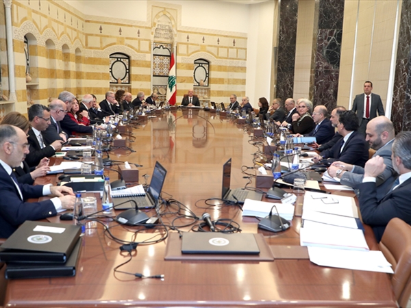 ماذا ينتظر جلسة اليوم بعد إضافة بندي «إجراءات صخرة الروشة»؟