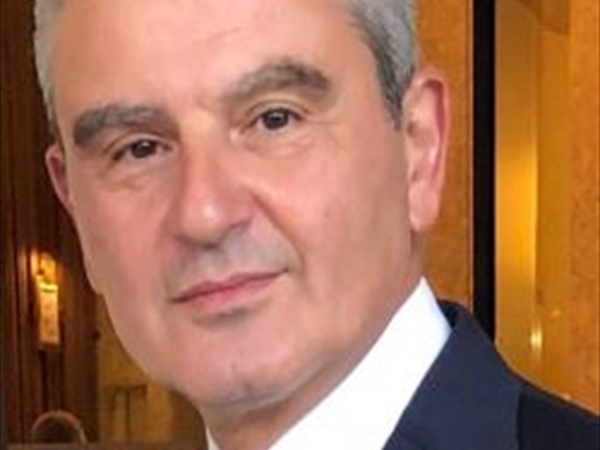 هو وهي 30-10-2025