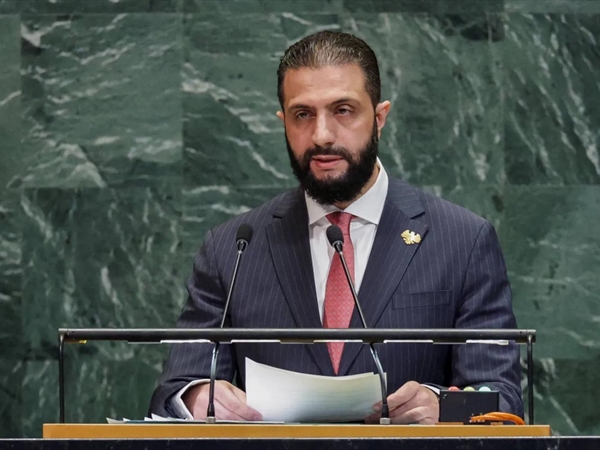 مجلس الأمن يرفع العقوبات عن الشرع.. ونفي سوري للقاعدة الأميركية