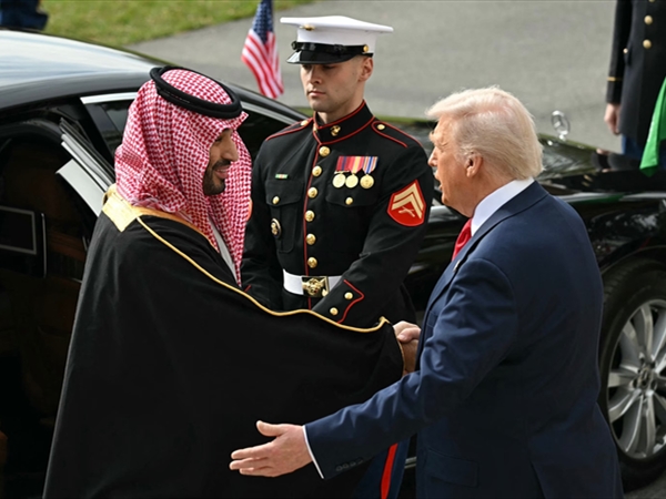 زيارة تاريخية ترسم خريطة جديدة للمنطقة