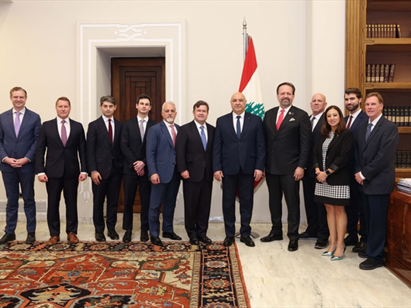 الوفد الأميركي: مليار دولار لحزب الله ويجب إبعاد إيران