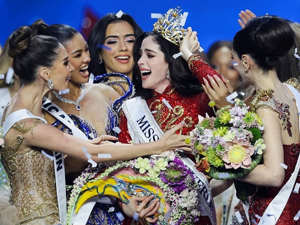 فاطمة بوش.. من ضحية تنمُّر إلى ملكة جمال الكون