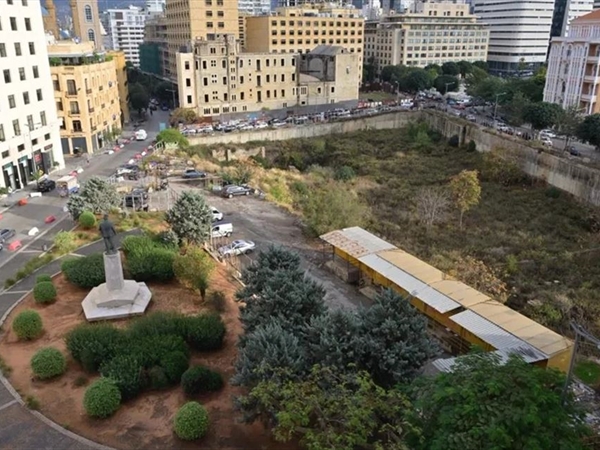 رياض الصلح للبيع!