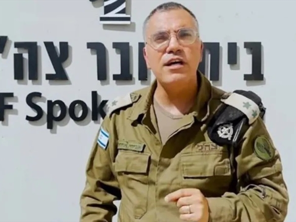 بعد 30 عامًا... أدرعي خارج الخدمة العسكرية!