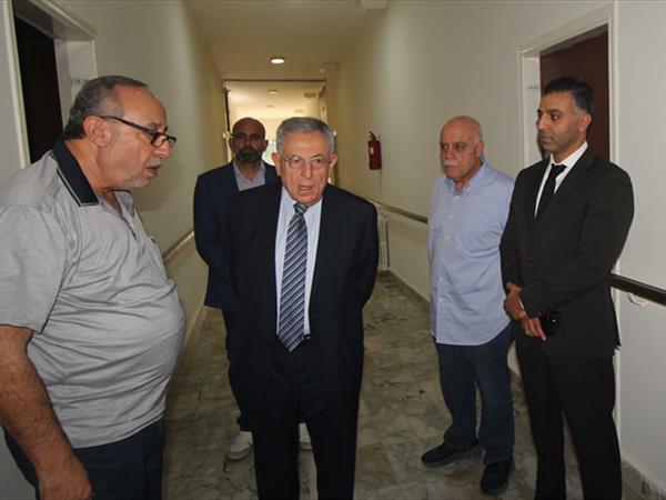 السنيورة تابع مشاريع صيدا التنموية: جولة في مبنى «النارنج» وزيارة لجمعية جامع البحر