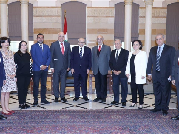 سلام لنقابة المحررين: أسير مع رئيس الجمهورية بإتجاه واحد.. لا بديل عن حصر السلاح ومصير الانتخابات بيد المجلس