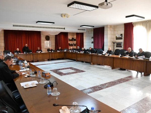 المطارنة الموارنة يشجبون القصف والاغتيالات في الجنوب