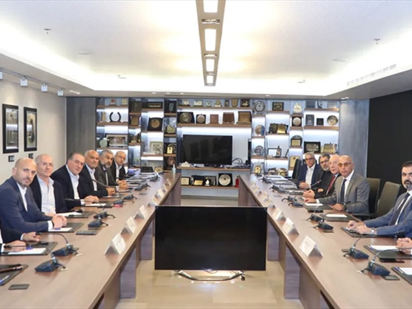 الهيئات الإقتصادية ناقشت دور «موانئ دبي» في تطوير المرافئ اللبنانية [...]