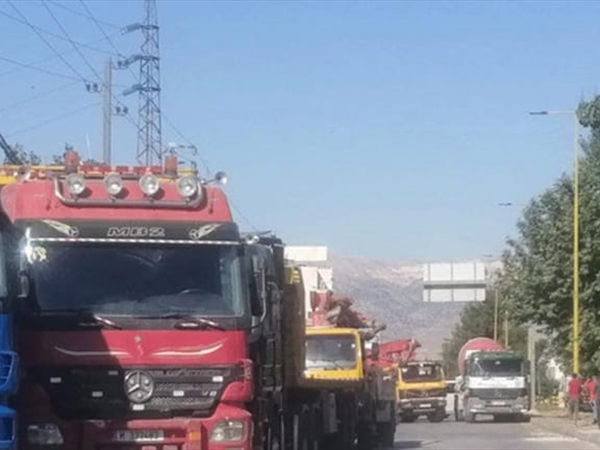 منع سير الشاحنات في محافظتي بيروت وجبل لبنان... قرار لـ"الداخلية"