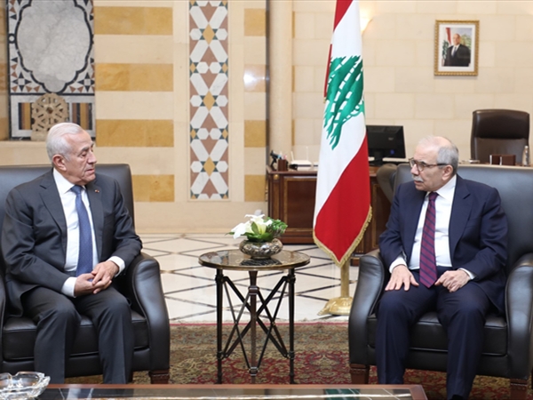 سلام: «نسعى لاقتصاد منتج وحوكمة تخضع للمساءلة» وسليمان: حصر السلاح السبيل المباشر للوحدة الوطنية