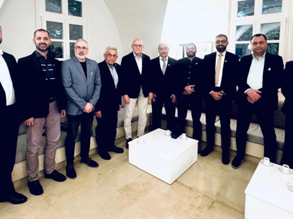 تمام سلام استقبل وفد « عباد الرحمن» دعوة لبناء مجتمع أكثر تماسكاً وإنسانية