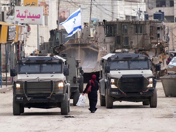 قتيل و٣ جرحى بهجوم في جنوب الضفة