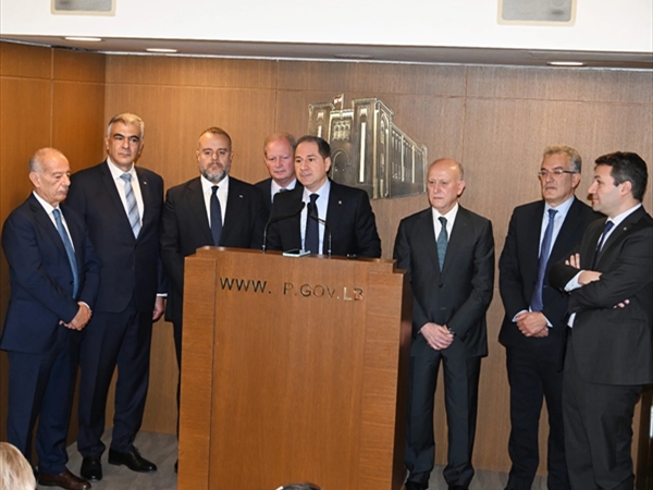 اقتراح تعديل دستوري لإدخال الحياد في مقدمة الدستور.. الجميّل: لا يتعارض وحق الدولة في الدفاع عن السيادة