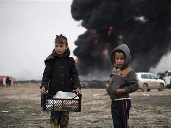 أطفال النزاعات المسلحة... الطفولة بين الحماية والحرمان