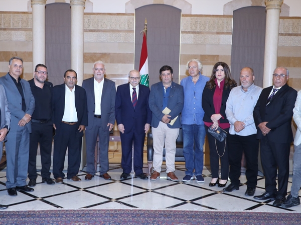 سلام لأبناء القرى الجنوبية الحدودية: إعادة الإعمار أولوية