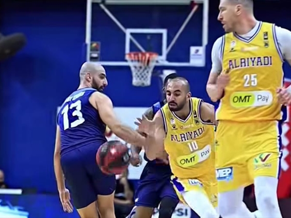 الرياضي يتخطى المريميين واشكال يرافق فوز الحكمة المثير للجدل على [...]