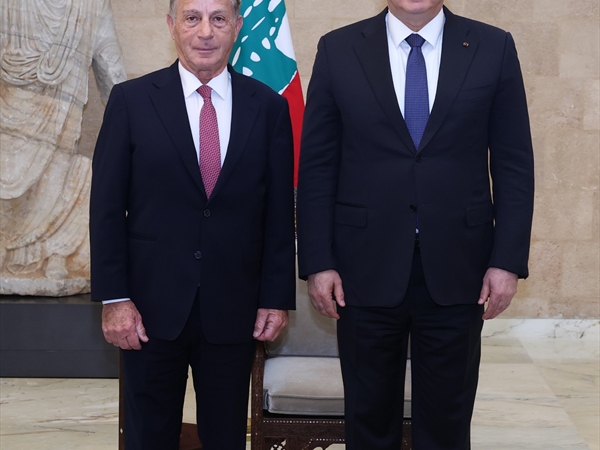 عيسى يجول ويقدّم أوراق اعتماده لعون ناقلاً تحيات ترامب