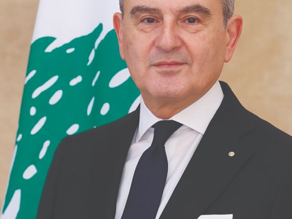 هو وهي 1-11-2025