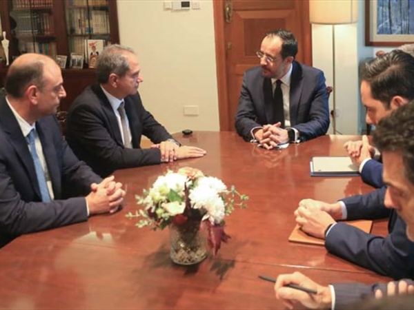 الصدي من قبرص: سنبحث في إمكان الربط الكهربائي