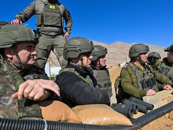 28 قتيلاً في قصف غزَّة.. ونتنياهو في الجولان