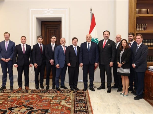 مليار دولار من إيران إلى حزب الله... كيف وصلت؟