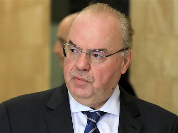 هو وهي 22-11-2025