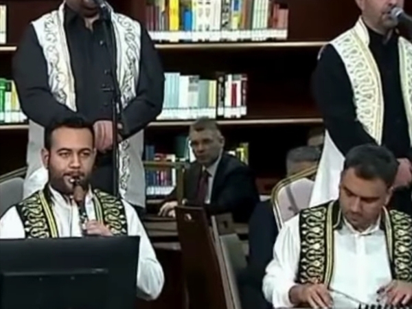 من إسطنبول إلى انقرة… مقامات بيزنطية تركية  ومنشدون لبنانيون يرافقون زيارة الحبر الاعظم