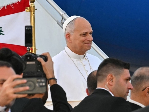 زيارة البابا إلى لبنان: بين رسالة  الرجاء واستحقاق حقوق الإنسان